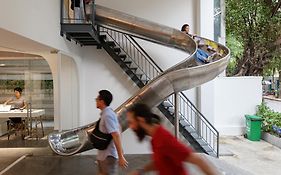 มีนเดอร์ ไซ่ง่อน